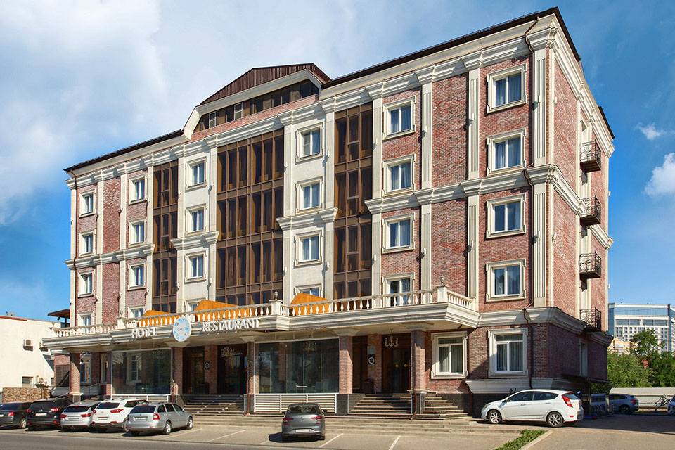 Отель "Undersun Карат"